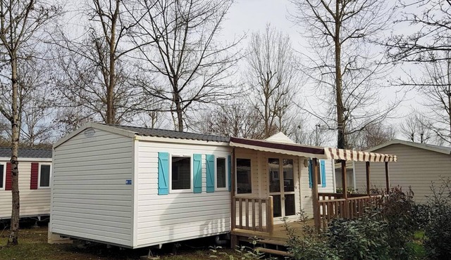 Homerez - Family Bungalow in Onzain with Lovely Shared Pool