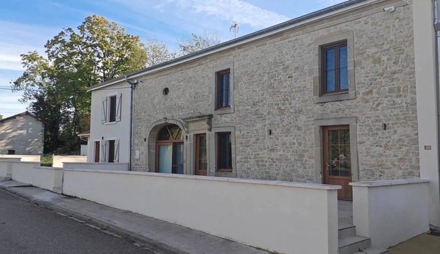 Homerez - Family-Friendly House in Ainvelle with Sauna