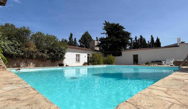 Homerez - Family House in Albinyana