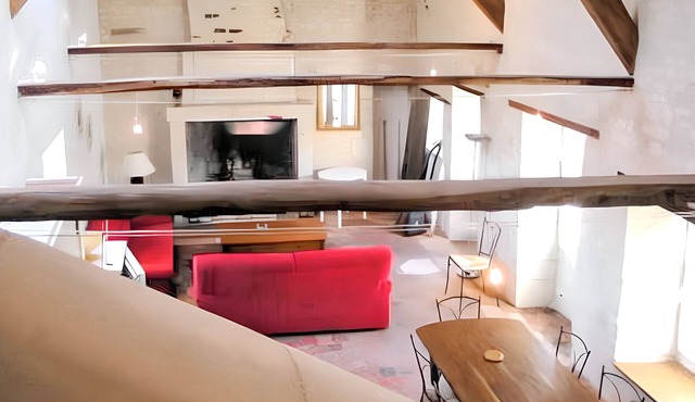 Homerez - Family house with spacious garden near Braslou