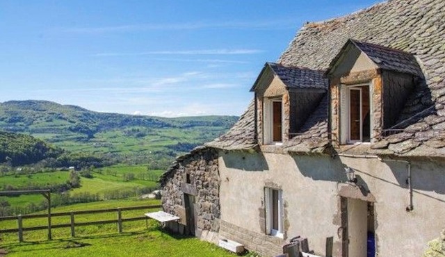 Homerez - Farmhouse in Cheylade