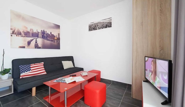 Homerez - House in Châteauneuf-de-Galaure