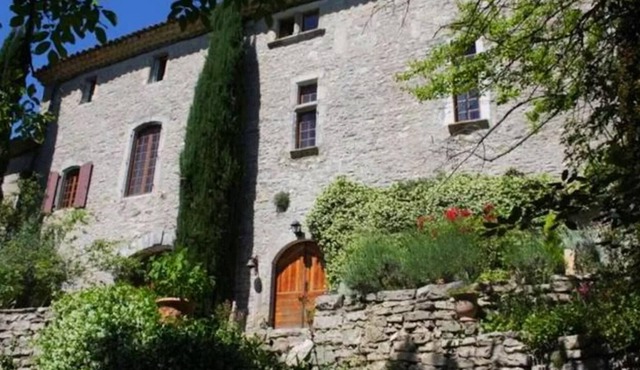 Homerez - Exceptional house with garden