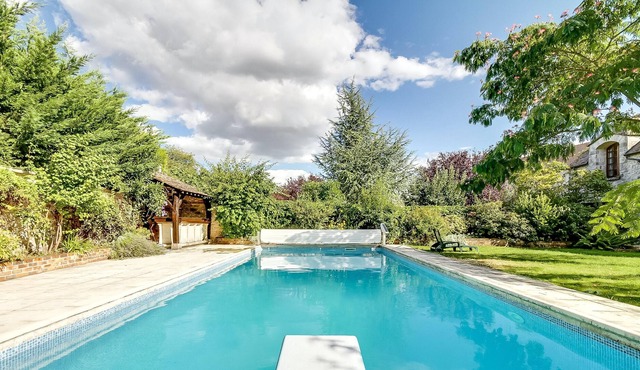 Homerez - House for 3 ppl. with swimming-pool at Saint-Germain-sur-École