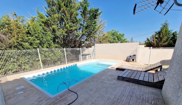 Homerez - Villa With swimming pool