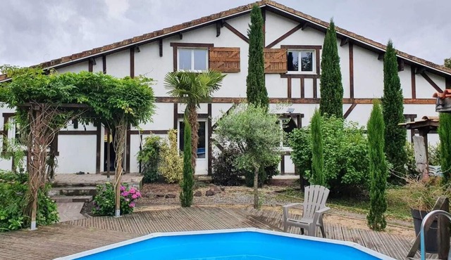 Homerez - Amazing house for 12 ppl. with swimming-pool at Sainte-Eulalie-en-Born