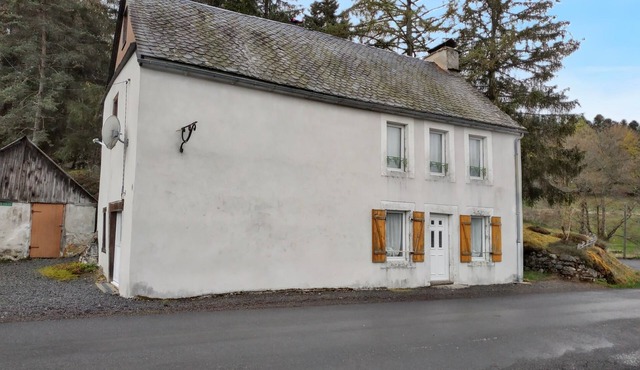 Homerez - House in Saint-Gènes-Champespe