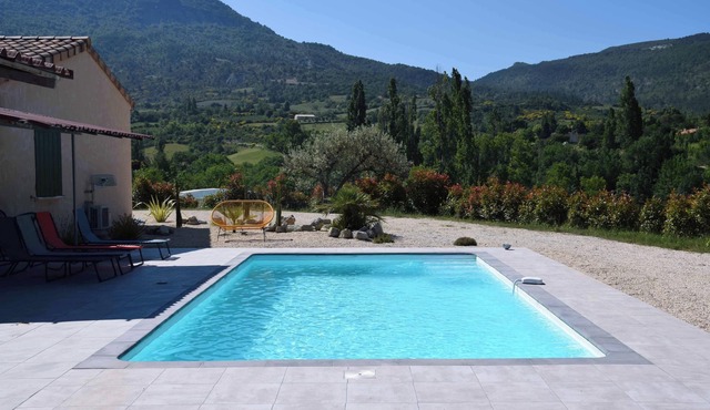 Homerez - House, La Roche-sur-le-Buis.