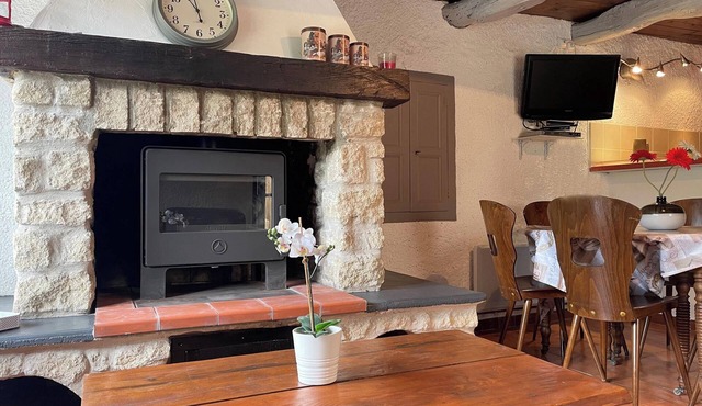 Homerez - House in La Roche-sur-le-Buis