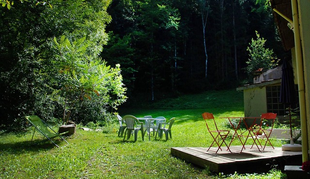 Homerez - House for 10 ppl. with garden and terrace at Fougax-et-Barrineuf