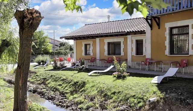 Homerez - House in Cardeñuela Riopico