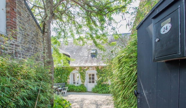 Homerez - House 2 km away from the beach for 8 ppl. at Regnéville-sur-Mer