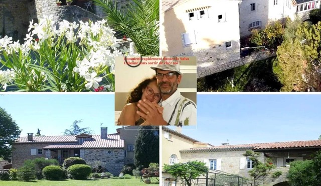 Homerez - House in Villeneuve-de-Berg