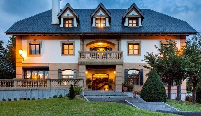 Homerez - House 10 km away from the beach for 8 ppl. with garden and terrace