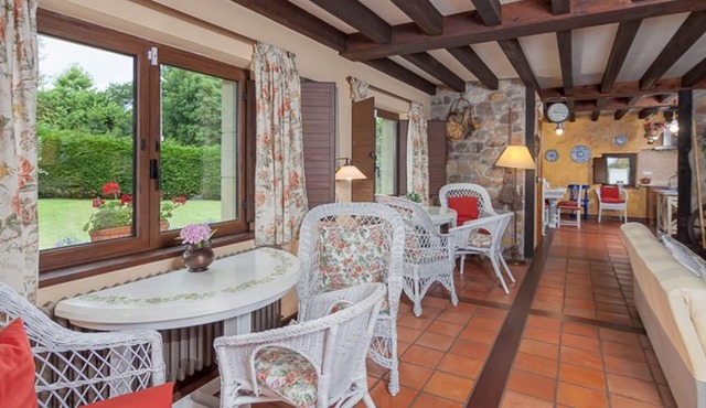 Homerez - House 11 km away from the beach for 7 ppl. with garden at Calgar