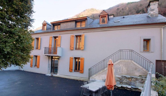 Homerez - House 2 km away from the slopes for 10 ppl. with garden at Cauterets