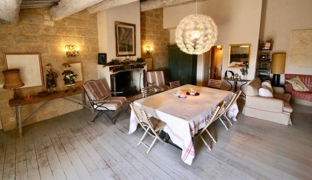 Homerez - House for 8 ppl. with garden, terrace and balcony at Marsillargues