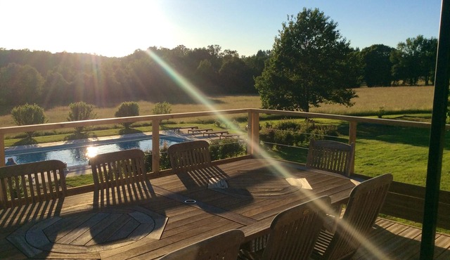 Homerez - House for 6 ppl. with shared pool, jacuzzi, spa, terrace and balcony