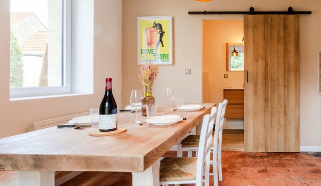 Homerez - House for 4 ppl. with jacuzzi, spa and garden at Biéville-Beuville