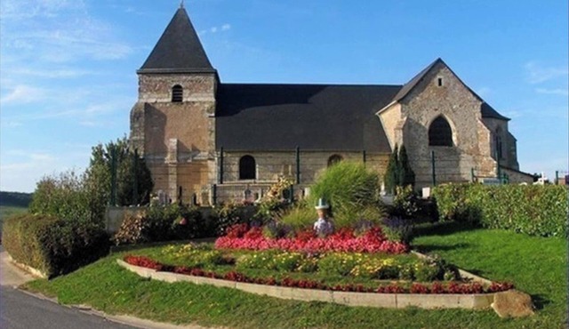 Homerez - House with Garden in Chavot-Courcourt