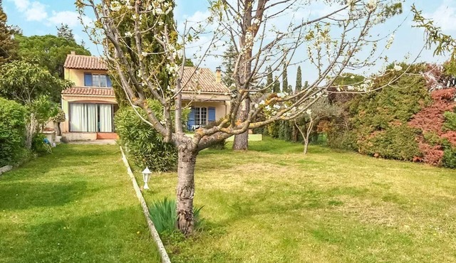 Homerez - House in Loriol-du-Comtat, garden