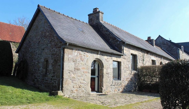 Homerez - House in Plouégat-Moysan.