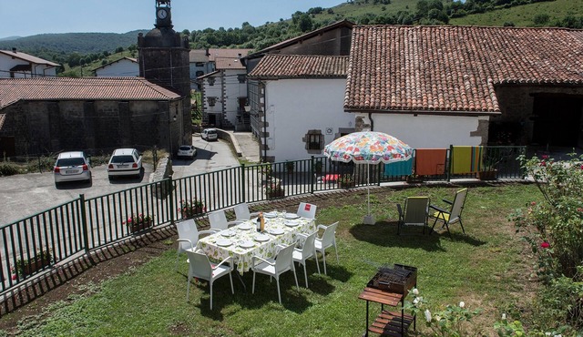 Homerez - House in Baráibar, mountain view