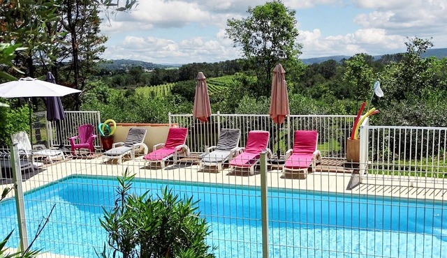 Homerez - House in Cardet with Pool