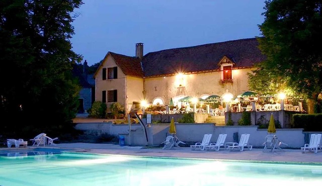 Homerez - House in Carlucet with pool