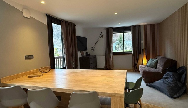 Homerez - House in Cauterets, mountain view.