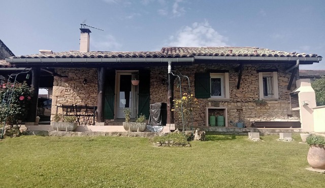 Homerez - House in Arnaud-Guilhem