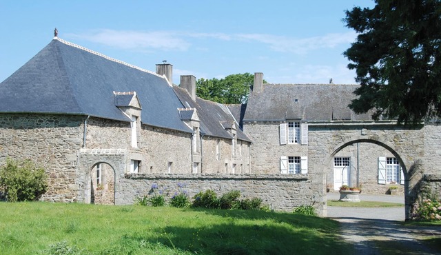 Homerez - House in Jugon-les-Lacs
