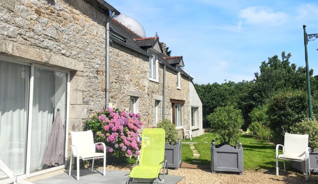 Homerez - House in Huelgoat, garden