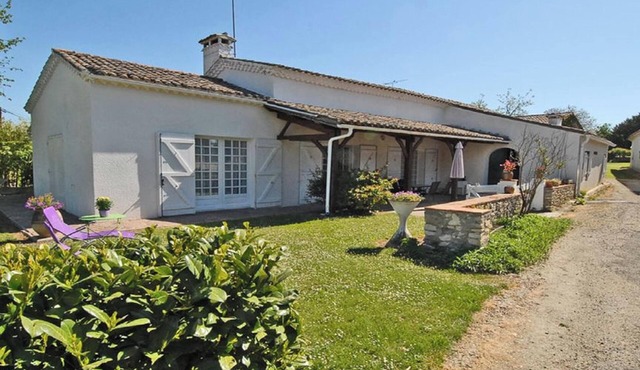 Homerez - House in Lannes, terrace and garden