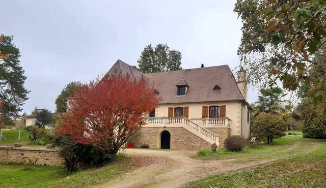Homerez - House in Le Bugue with garden.