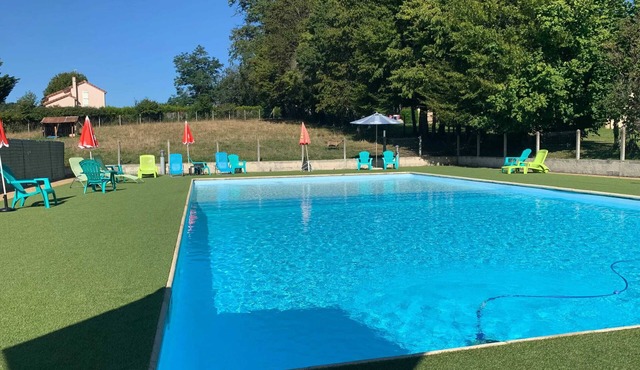 Homerez - House in Leyme with pool