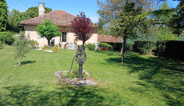 Homerez - House in Martisserre