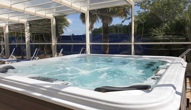 Homerez - House in Meursac with pool