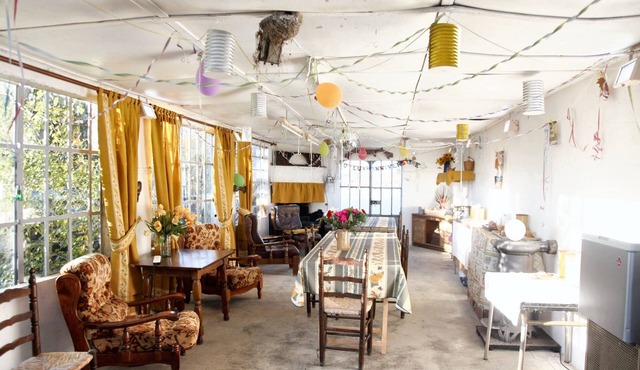 Homerez - House in Moissac, shared pool