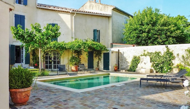 Homerez - House in Mollégès, Private Pool