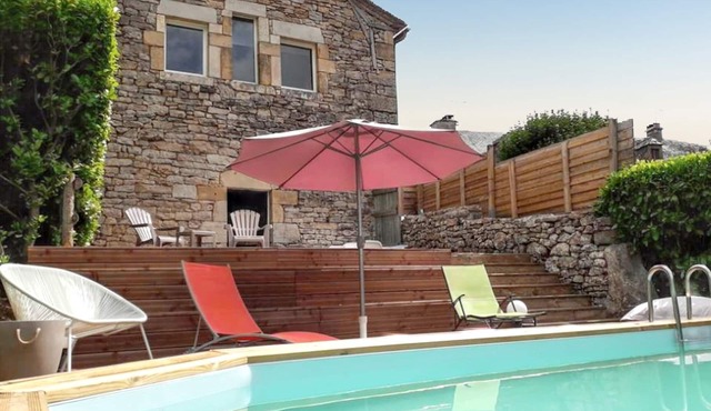 Homerez - House in Pierrefiche