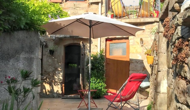 Homerez - House in Saint-Privat.