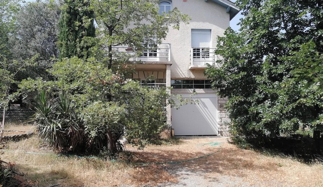 Homerez - House in Sisteron with Terrace