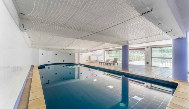 Homerez - House in Uzès, shared pool