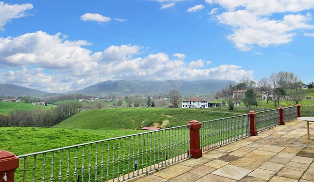 Homerez - House in Zugarramurdi