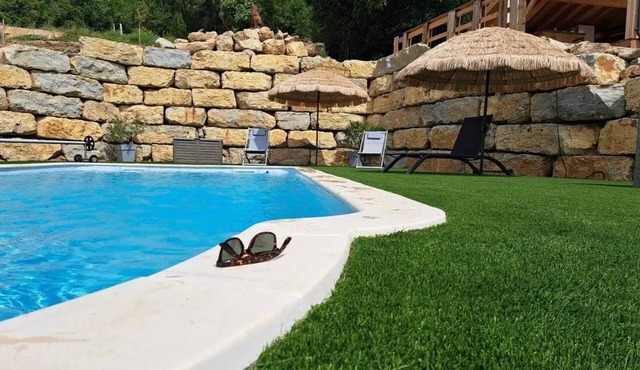 Homerez - House near Malbosc with garden pool