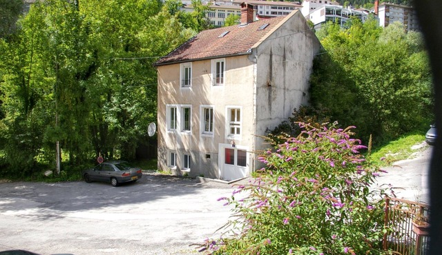 Homerez - House, river view, Saint-Claude
