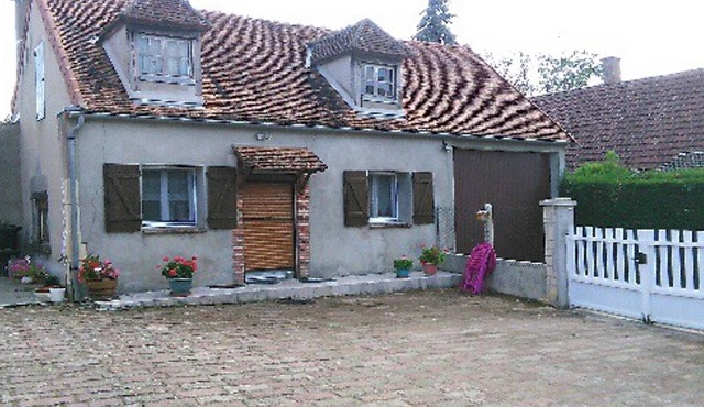 Homerez - House Saint-Père, fireplace