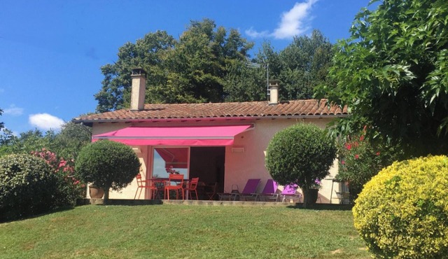 Homerez - House with Fireplace and Terrace in Monlaur-Bernet