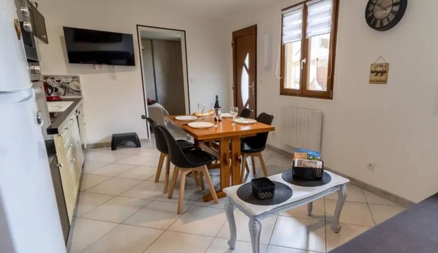 Homerez - House with private entrance in Aiguillon